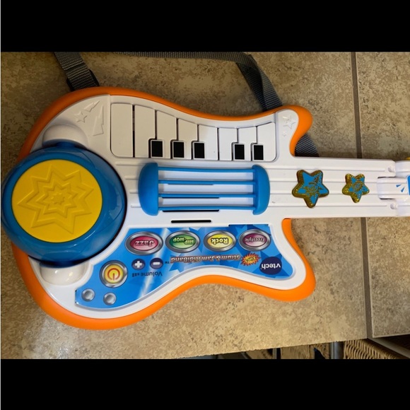 VTech Strum and Jam Kidi Musical Guitar Band - Picture 8 of 10